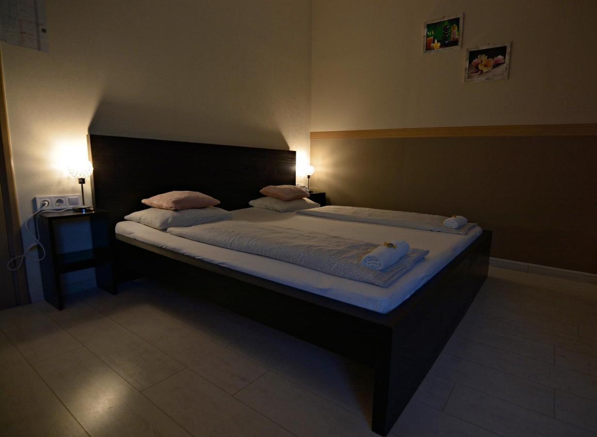 R.Gold Apartman Mako Exterior photo