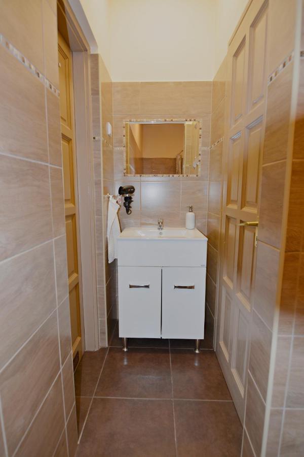 R.Gold Apartman Mako Exterior photo