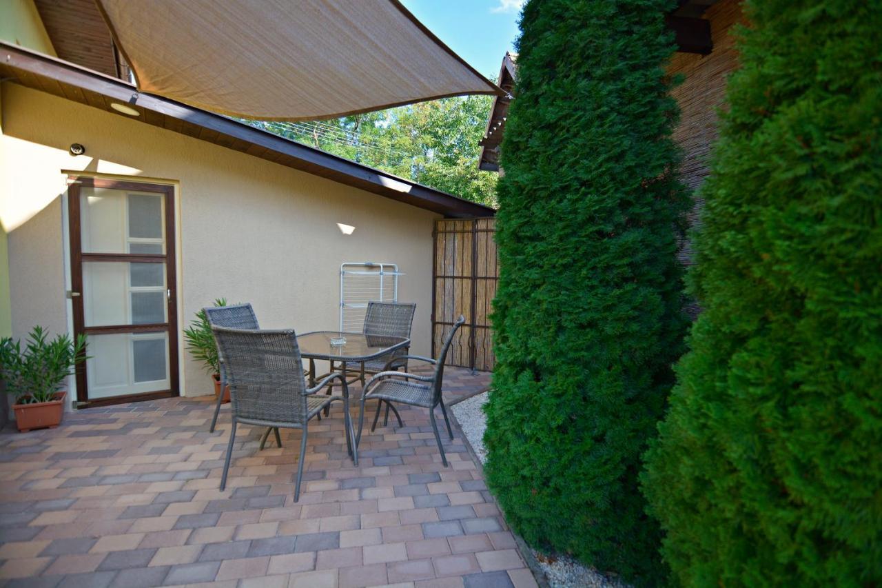 R.Gold Apartman Mako Exterior photo